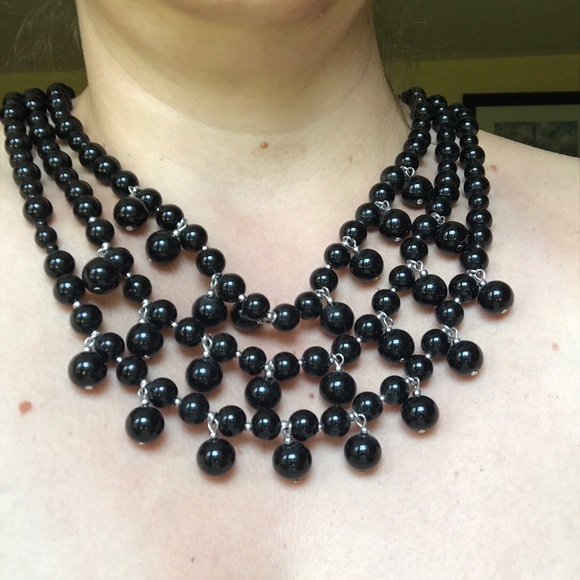 Black triple layer beaded necklace - Picture 2 of 5